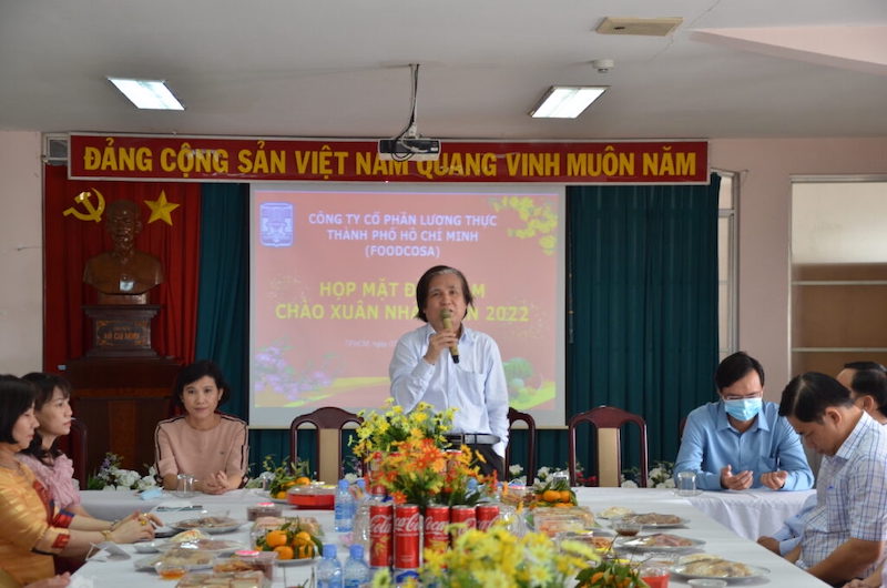 Ông Trần Anh Vũ – Tổng Giám Đốc Công ty cổ phần Lương thực TP.HCM chúc Tết cán bộ công nhân viên Công ty.