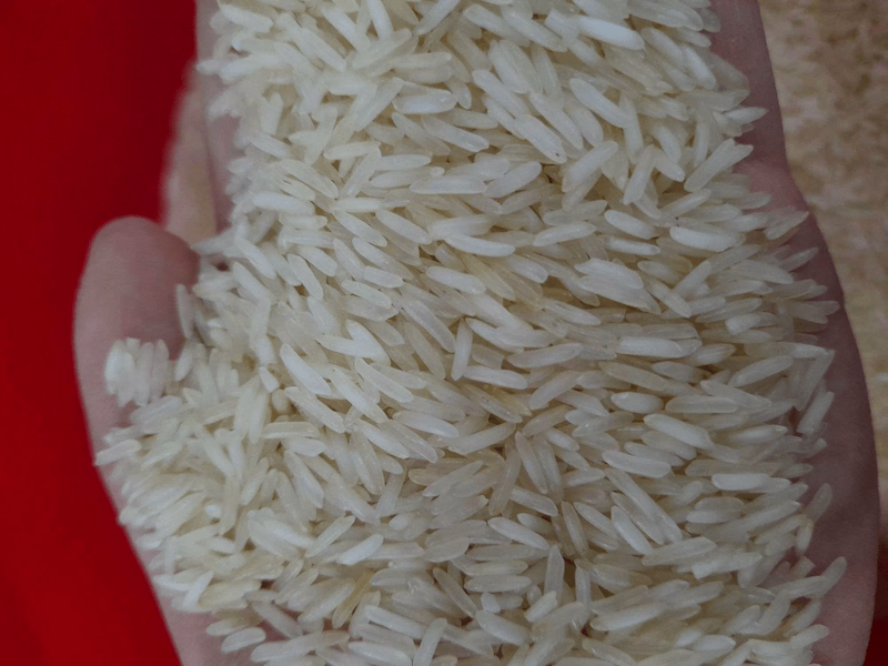 Gạo Basmati – Gạo nhập khẩu từ Ấn Độ. (Ảnh: V.M)